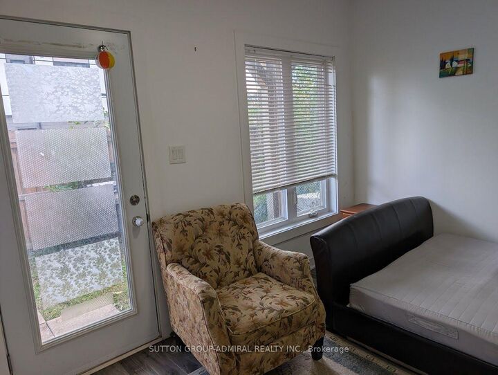 Property Photo:  540 Essa Road 17  ON L4N 9E5 