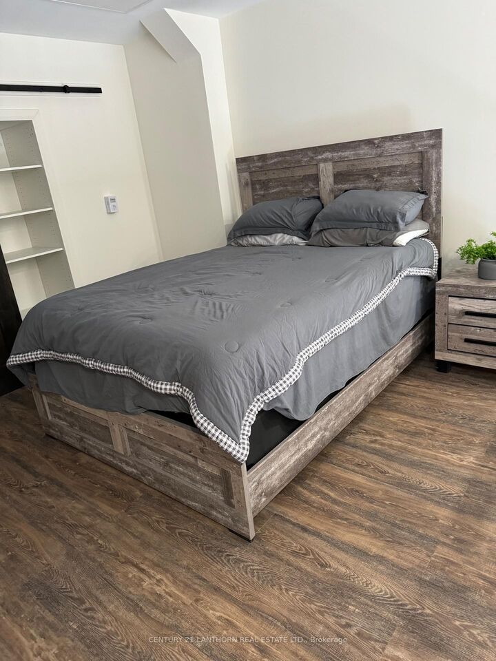 Property Photo:  135 Station Street 129  ON K8N 2S9 