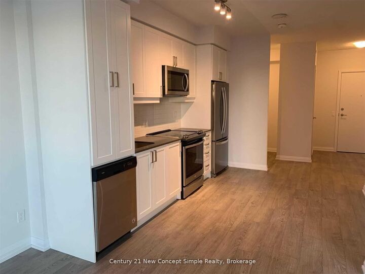 Property Photo:  7895 Jane Street 1208  ON L4K 2M7 