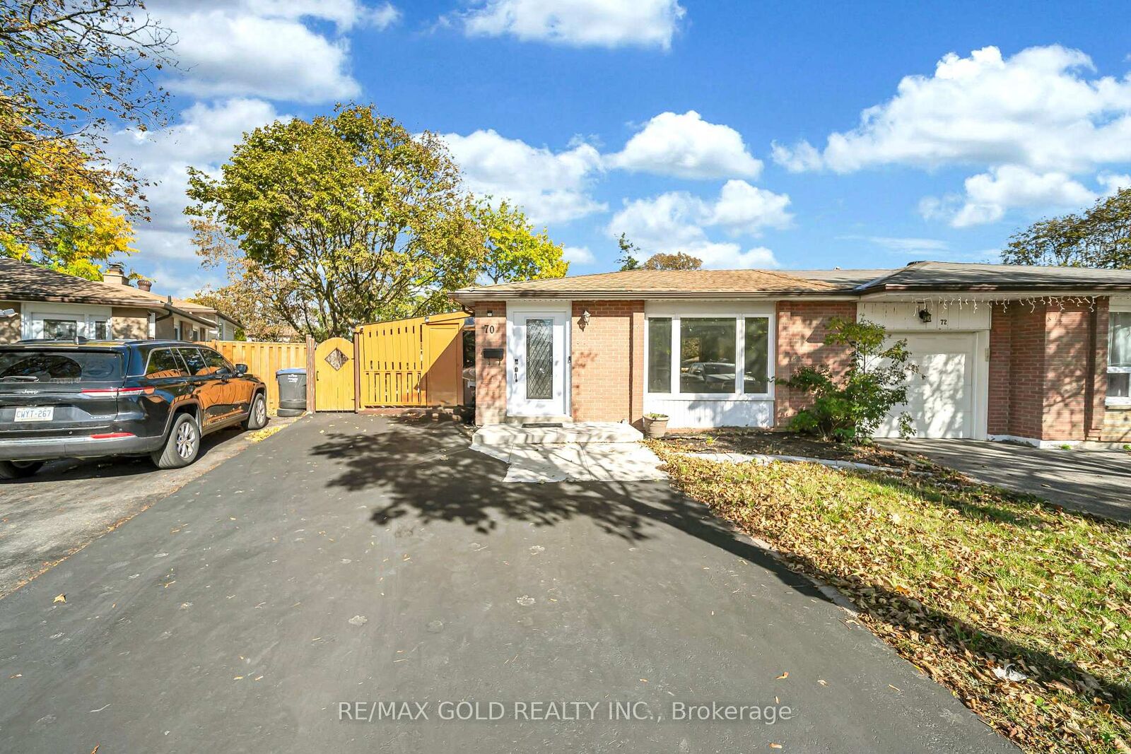 Property Photo:  70 Glenmore Crescent Basement  ON L6S 1H8 