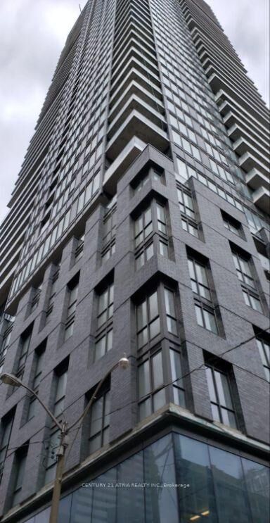 Property Photo:  115 Blue Jays Way 3508  ON M5V 0N4 