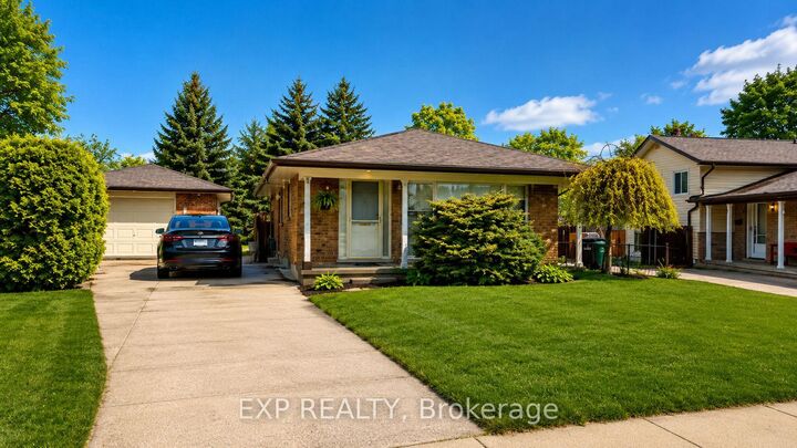 Property Photo:  76 Appalachian Crescent  ON N2E 1A4 