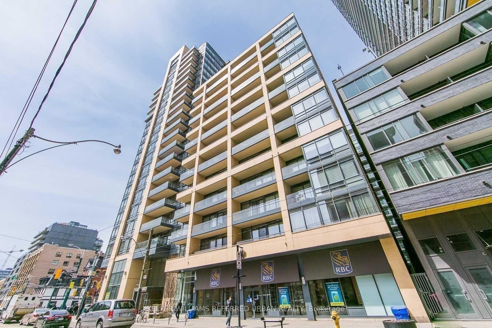 Property Photo:  438 King Street W 1102  ON M5V 3T9 
