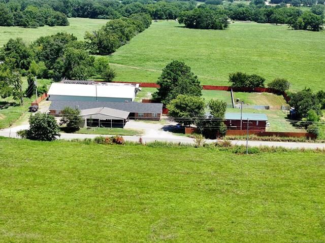 Property Photo:  107903 4570 Road W  OK 74955 