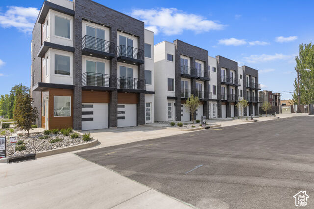 Property Photo:  32 W 400 S  UT 84010 