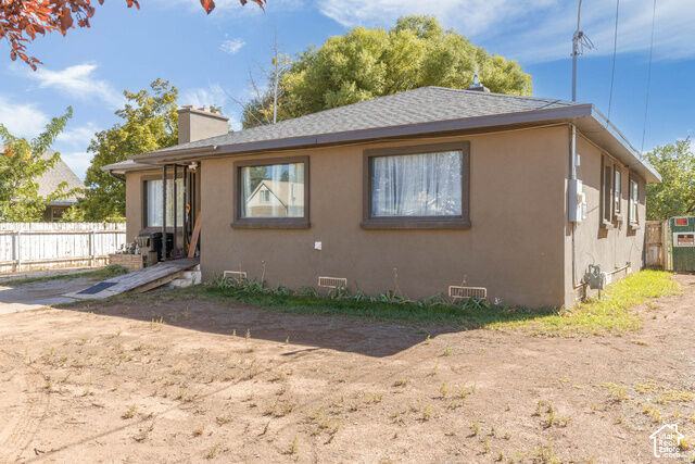 Property Photo: 325 W 100 S UT 84701
