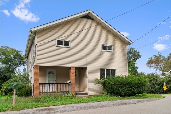 Property Photo:  3302 N 31st Ave  PA 15066 