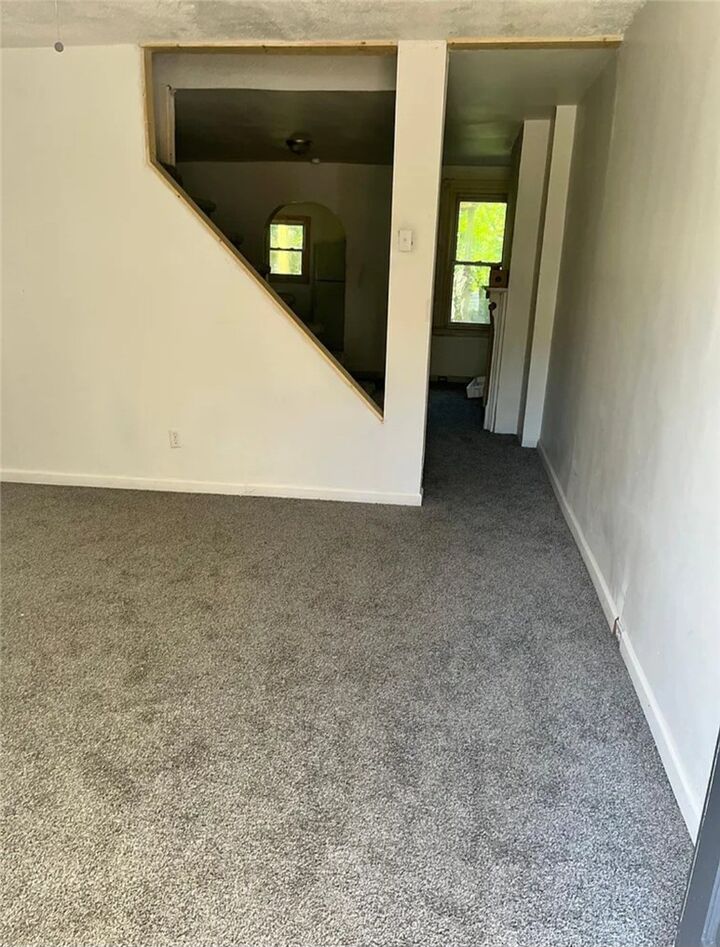 Property Photo: 525 Glenwood Ave PA 15003