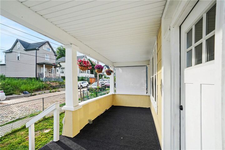 Property Photo: 1311 Pirl Street PA 15132