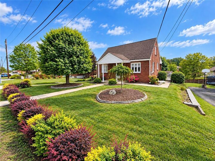 Property Photo: 204 Dennis Street PA 15037
