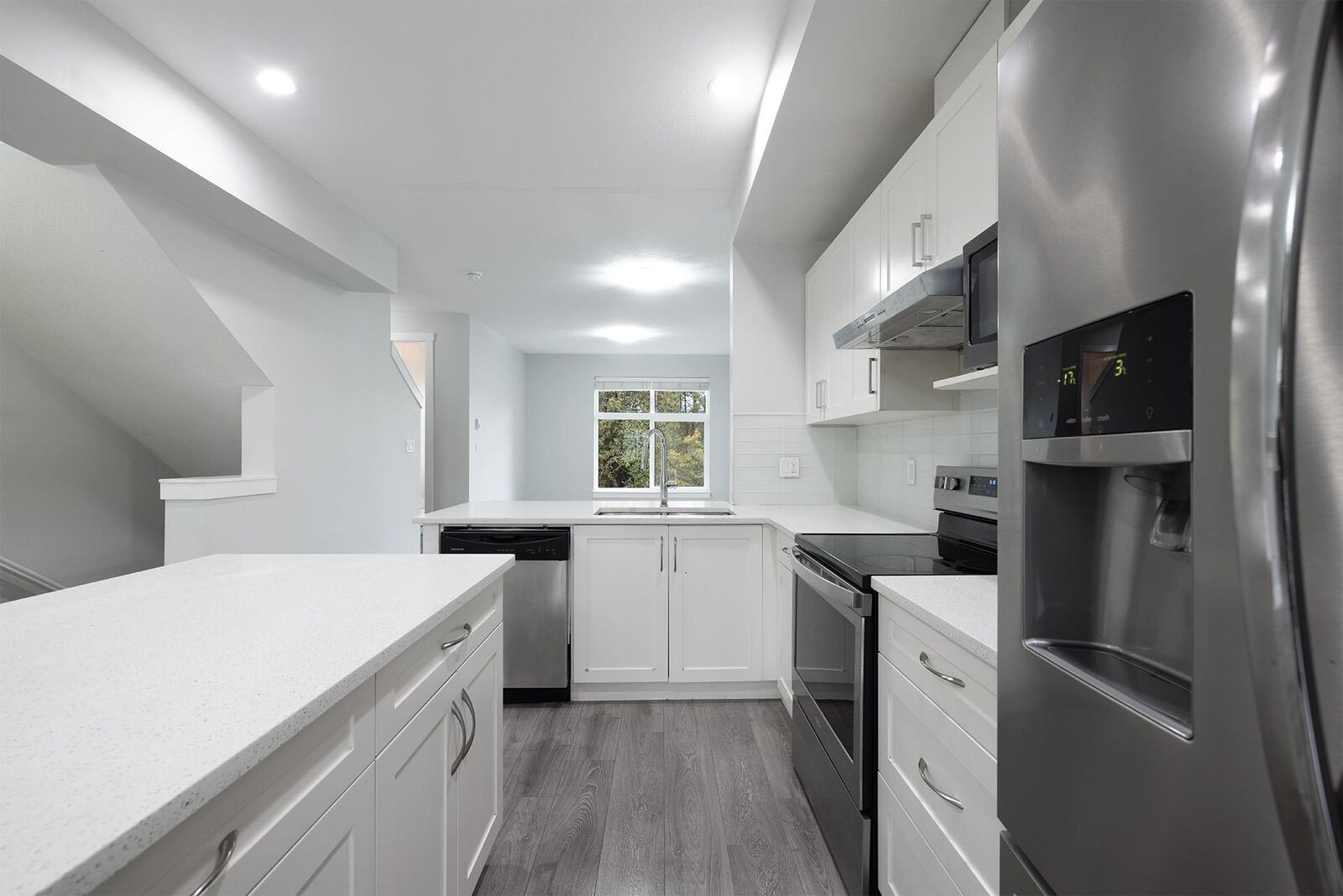 Property Photo: 14660 105A Avenue 27 BC V3R 5X9