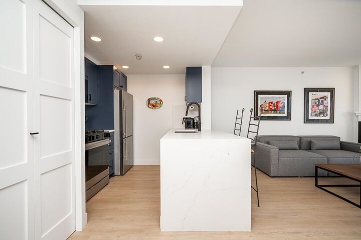 Property Photo:  189 Davie Street 906  BC V6Z 2Y1 