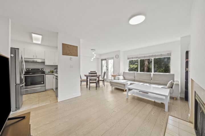 Property Photo:  2211 No. 4 Road 112  BC V6X 3X1 