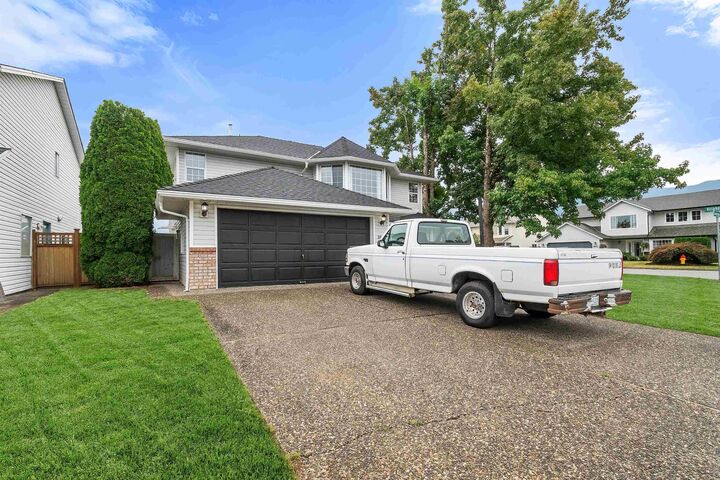 Property Photo:  5964 Cambridge Street  BC V2R 2Y4 