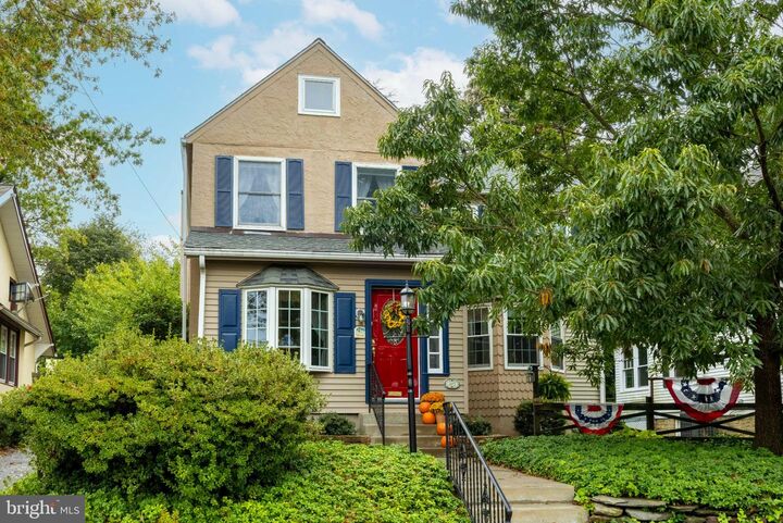 Property Photo: 223 Cliveden Avenue PA 19038
