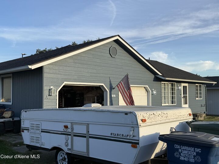 Property Photo:  816 N Terran Ct  ID 83854 