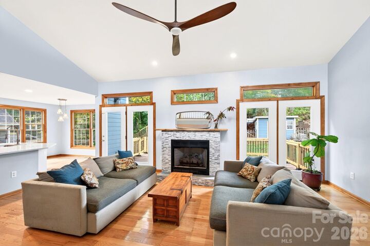 Property Photo: 16 Pinecroft Road NC 28804