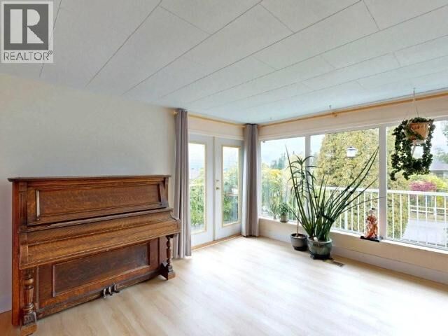 Property Photo:  6992 Kamloops Street  BC V8A 1M4 