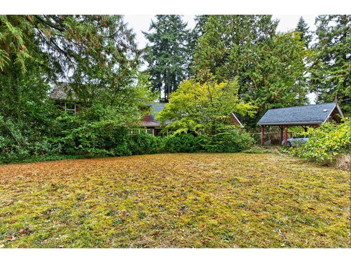 Property Photo:  2555 128 Street  BC V4A 3W4 
