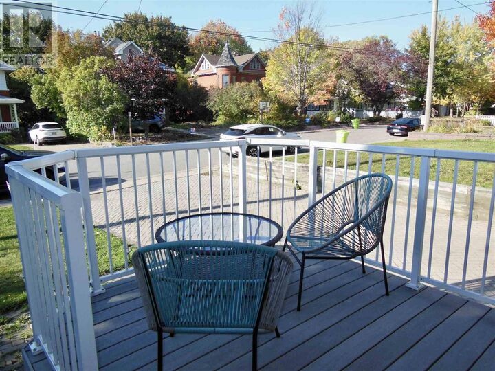 Property Photo:  130 McGregor Ave  ON P6A 3W9 