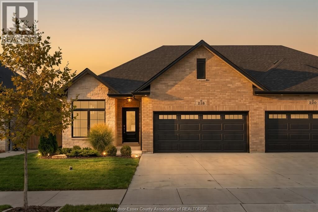 Property Photo:  218 McLellan Avenue  ON N9V 0H1 