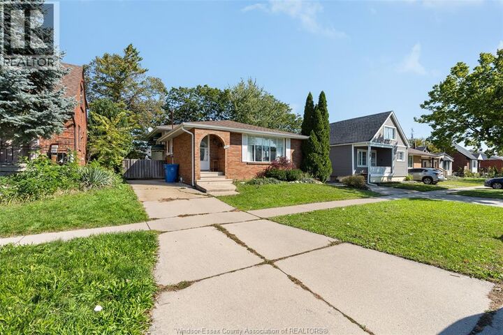 Property Photo: 932 Reedmere Road ON N8S 2L8
