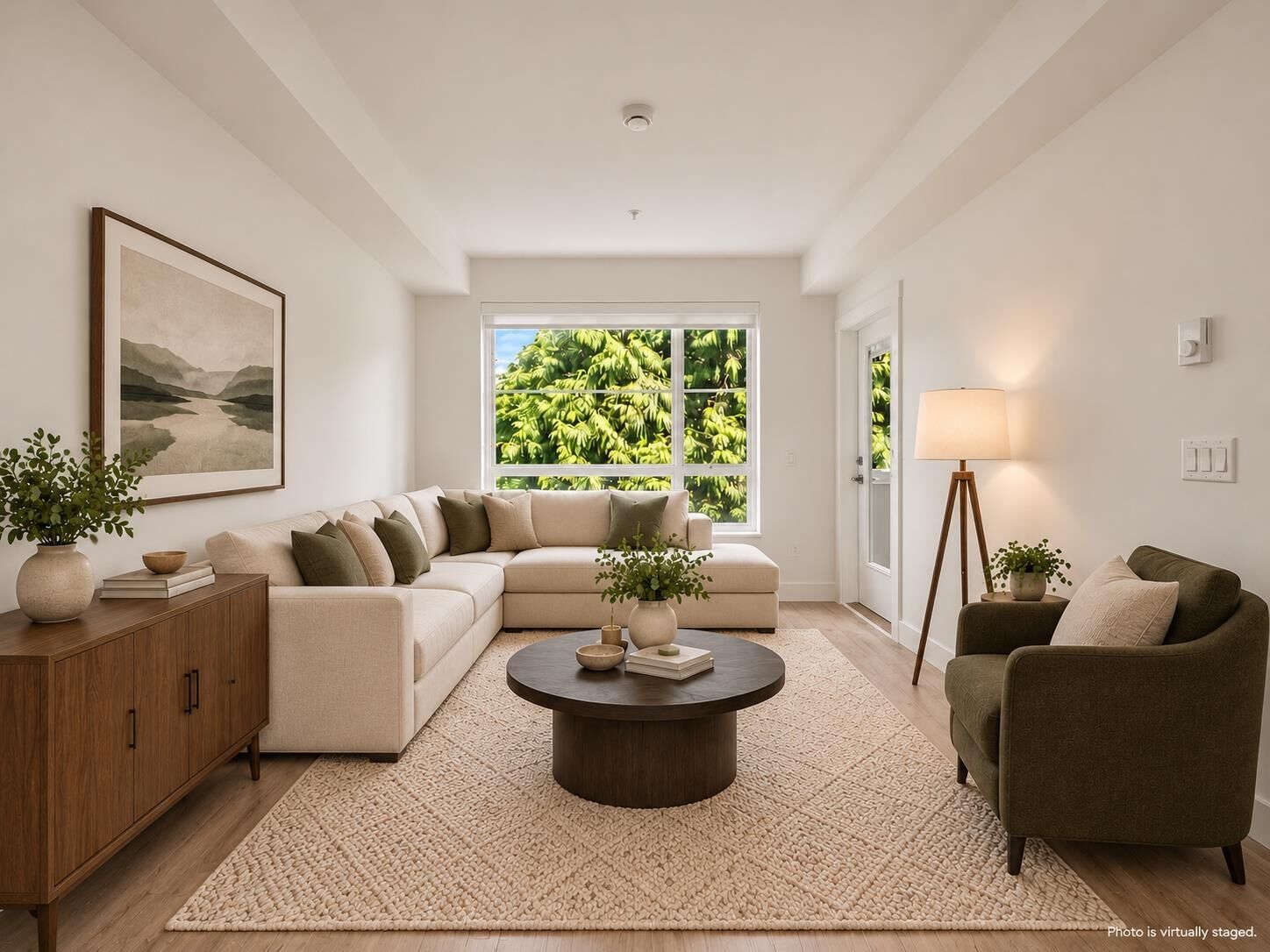 Property Photo:  6338 King George Boulevard 306  BC V3X 1E9 