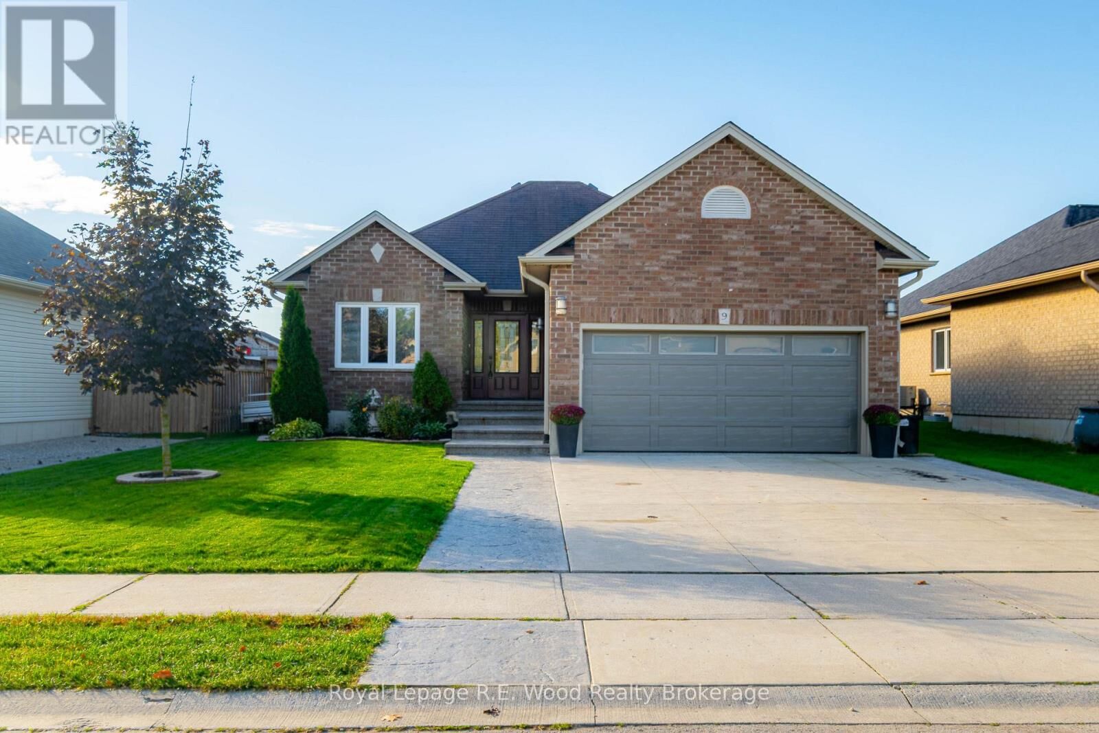 Property Photo:  9 Pollard Street  ON N0J 1P0 