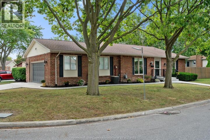 Property Photo:  3210 Halpin Road  ON N8R 2B2 