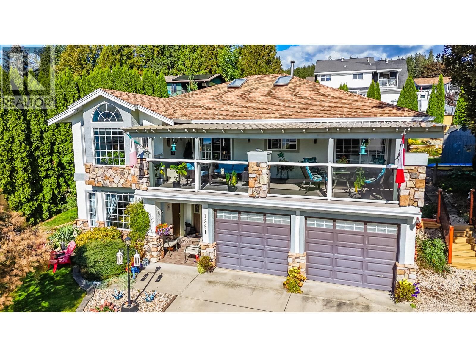 Property Photo:  1291 49 Avenue Northeast  BC V1E 3P1 