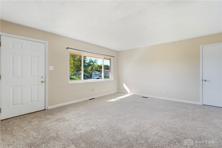 Property Photo:  1209 Hastings Drive  OH 45342 