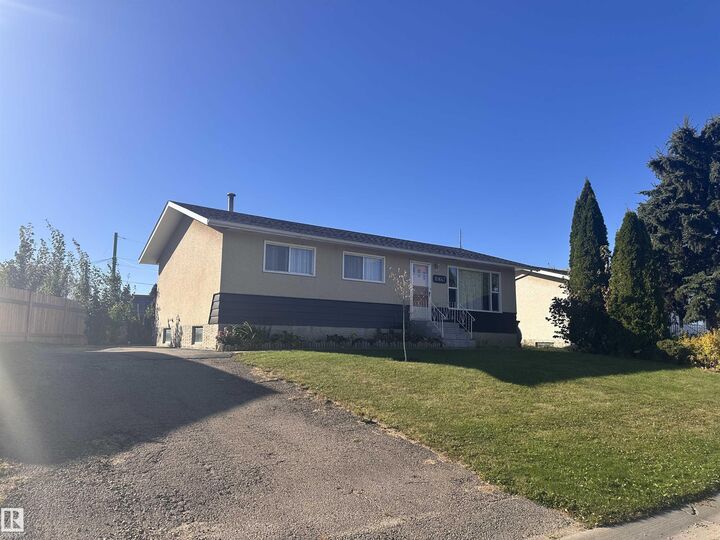 Property Photo:  10647 106 Street  AB T7P 1J6 