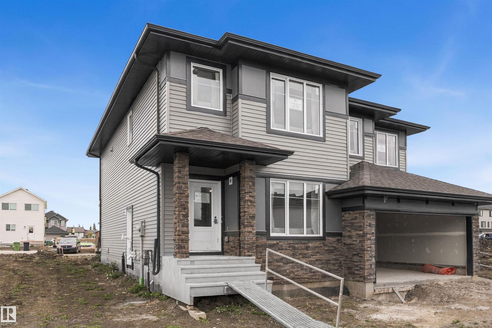 Property Photo:  287 Elliott Wynd  AB T8L 3X6 