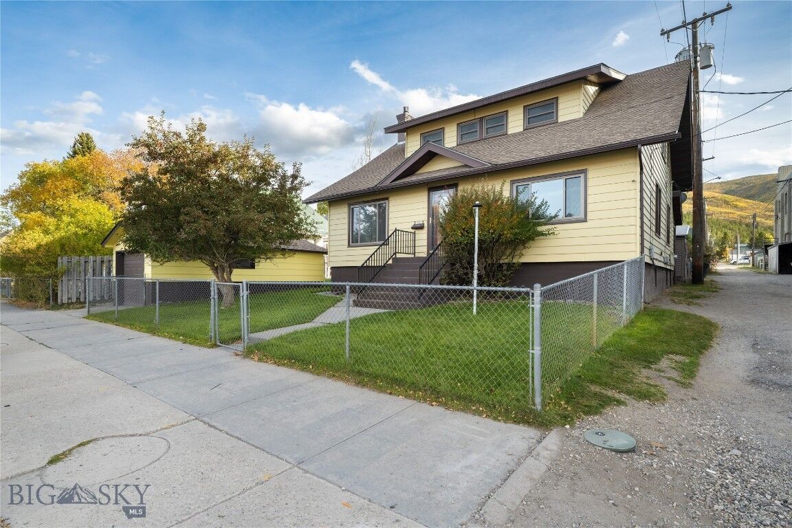 Property Photo:  109 W 6th  MT 59711 