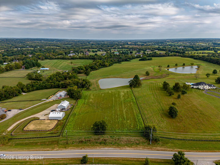 Property Photo:  12 I Shelbyville Rd  KY 40067 