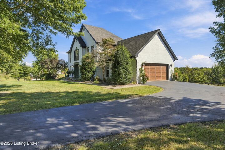 Property Photo:  2112 Blakemore Ln  KY 40031 