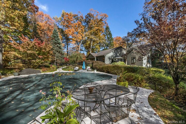 Property Photo:  4 Valley Trail  NY 10520 