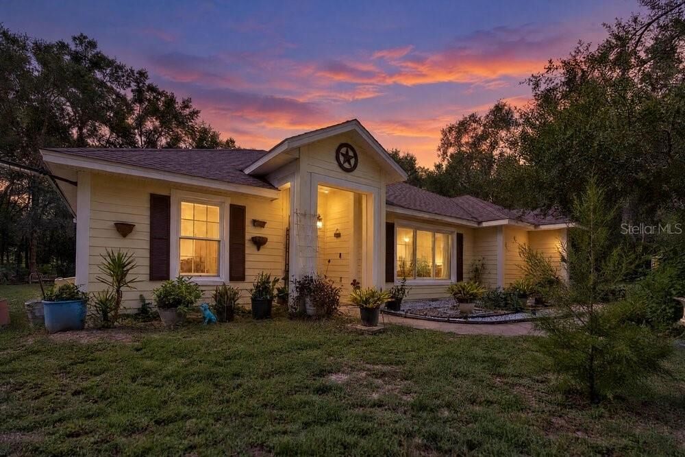 Property Photo:  8708 E Galatia Lane  FL 34436 