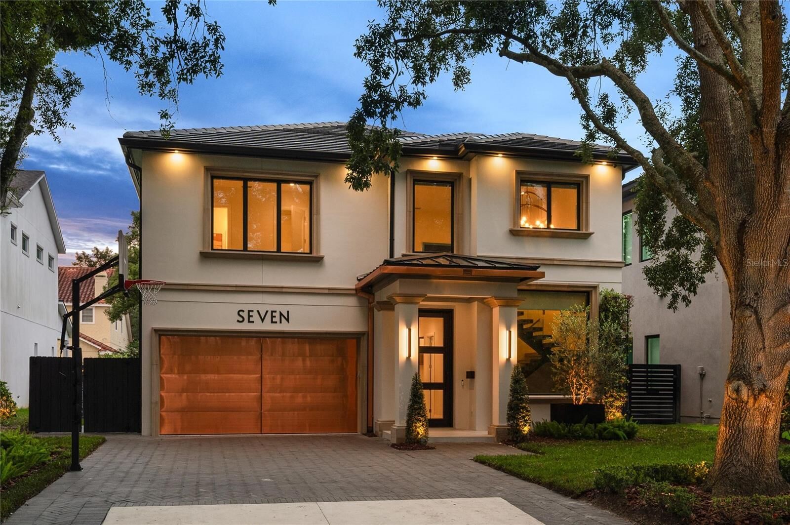 Property Photo: 7 W New Hampshire Street FL 32804