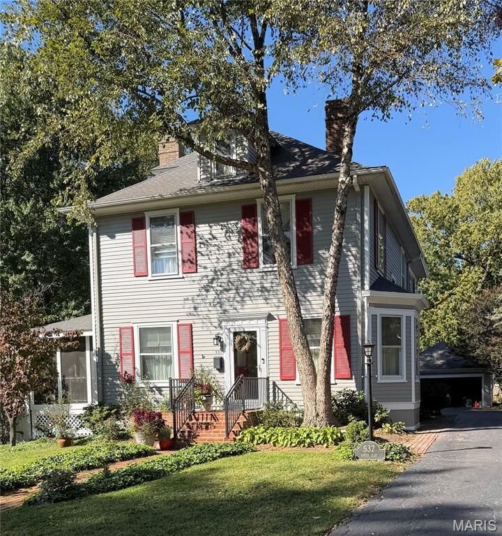 Property Photo: 537 N Clay Avenue MO 63122