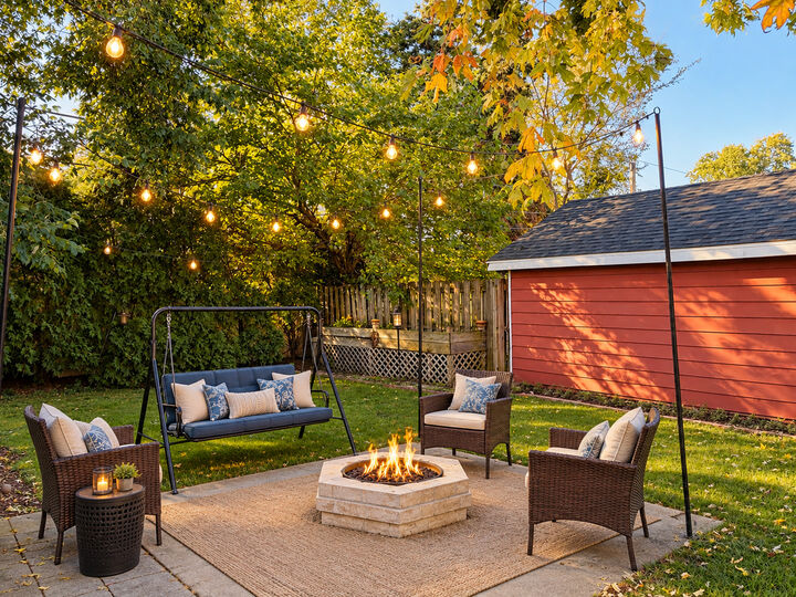 Property Photo: 1442 Suffolk Avenue IL 60154