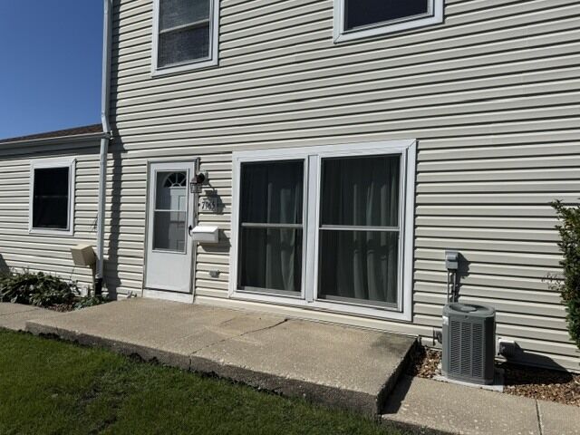 Property Photo:  7965 164th Place 7965  IL 60477 