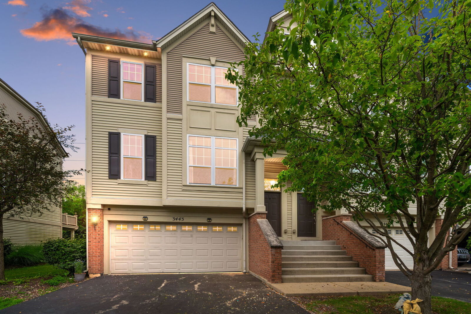 Property Photo:  3443 Bradbury Circle  IL 60504 