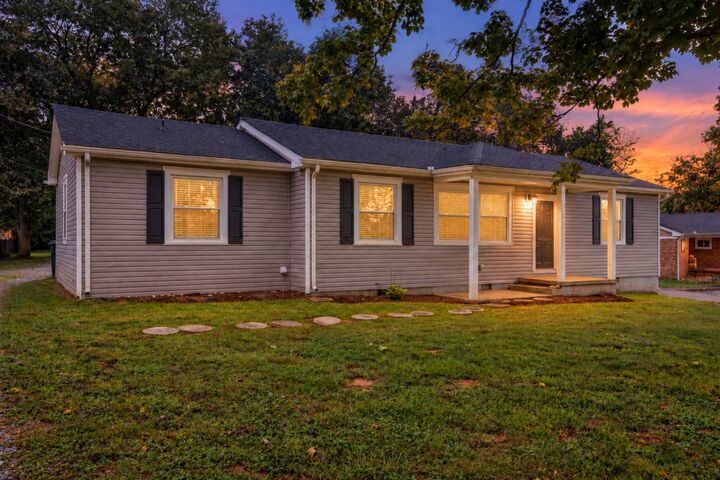 Property Photo: 904 Bentley Cir TN 37066