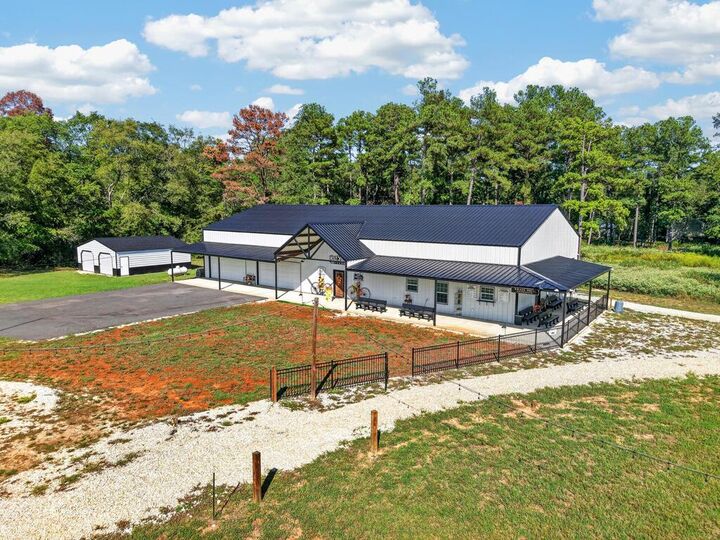 Property Photo: 252 County Road 2641 TX 75946