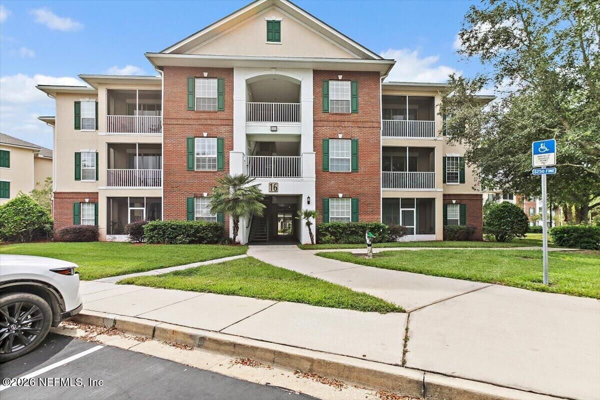 Property Photo:  785 Oakleaf Plantation Parkway 1614  FL 32065 