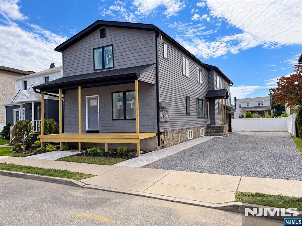 Property Photo:  80 Tuttle Street  NJ 07057 