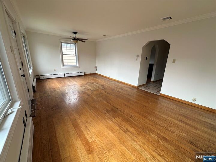 Property Photo:  209 8th Street 1  NJ 07022 