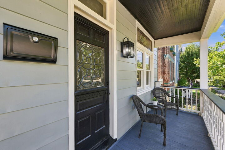 Property Photo:  722 E 9th Street  KY 41071 