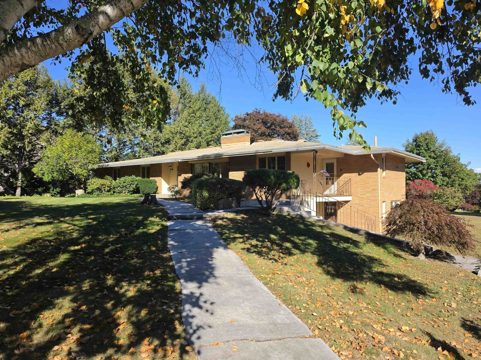 Property Photo: 161 Lakeview Lane NH 03104